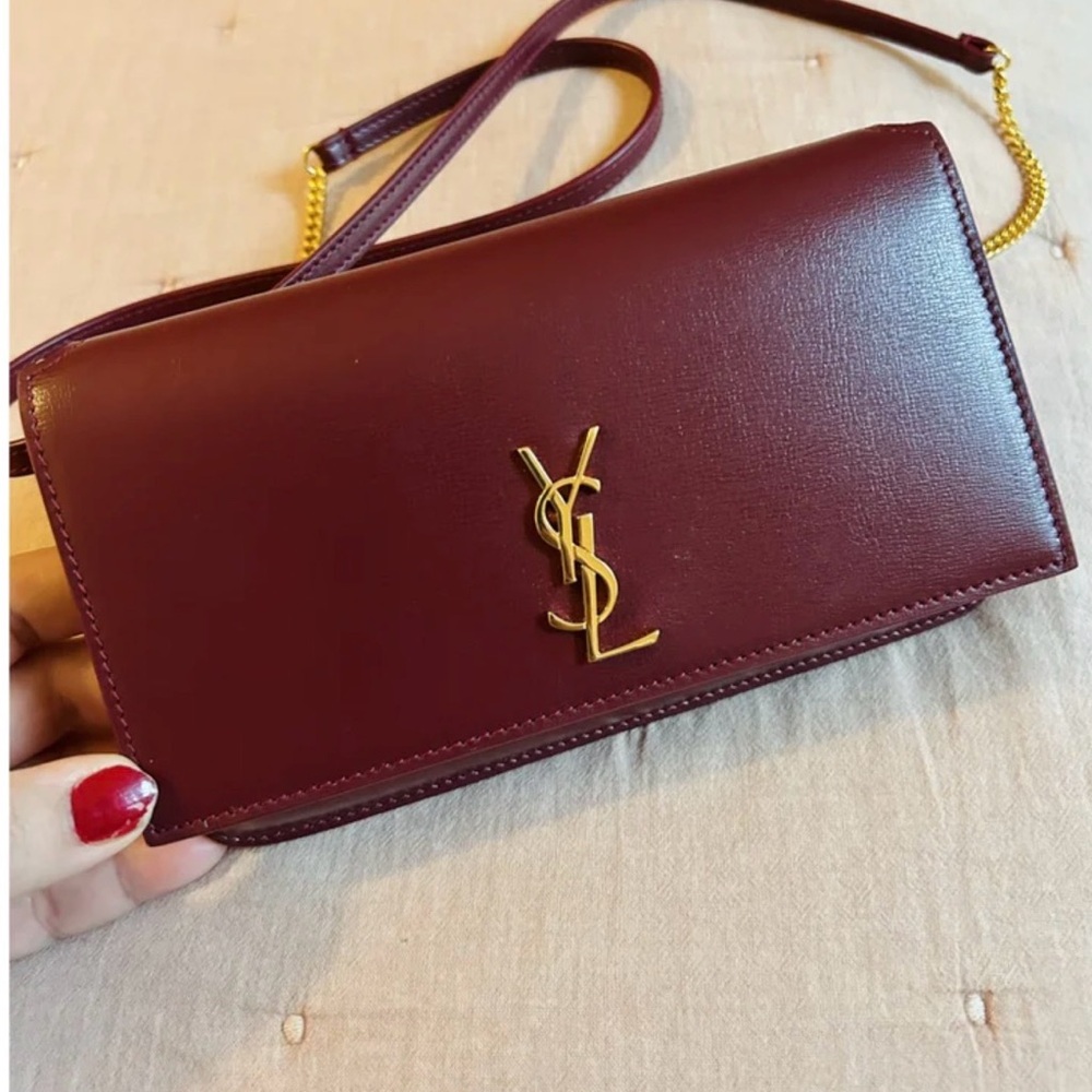 Yves Saint Laurent Plum Crossbody Bag with Gold Chain - Picture 3 of 7